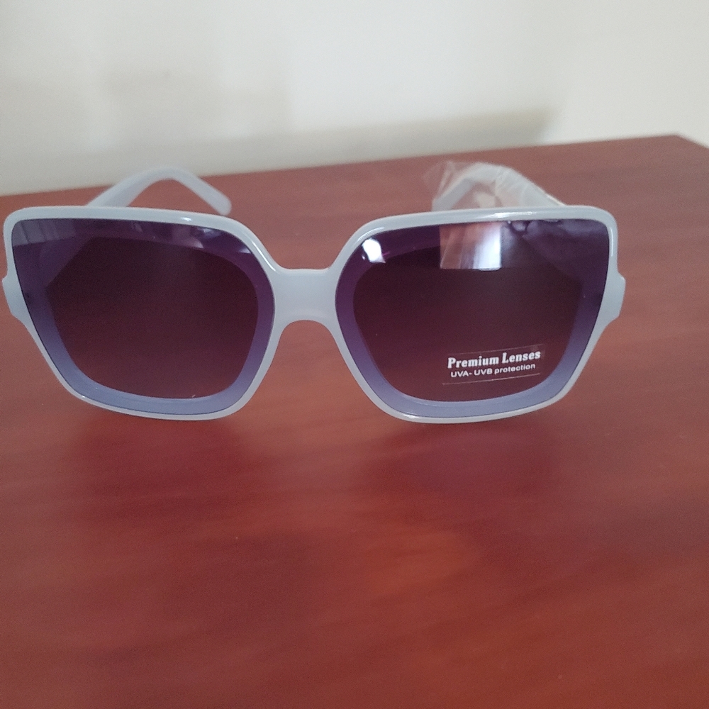 Light Blue Square Sunglasses with Premium Lenses UVA-UVB protection NWT